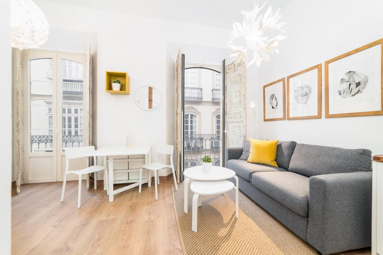 Suite Homes Uncibay Square マラガ エクステリア 写真