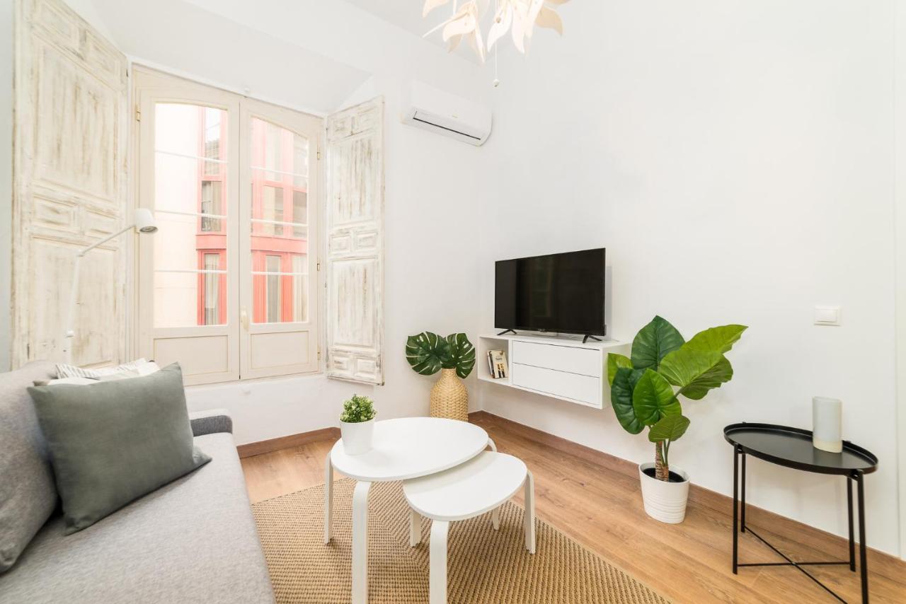 Suite Homes Uncibay Square マラガ エクステリア 写真
