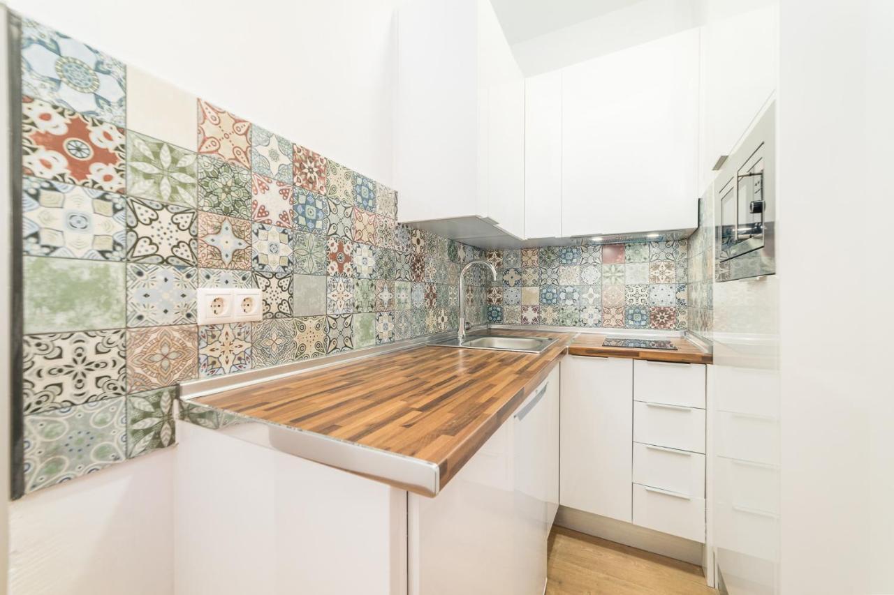 Suite Homes Uncibay Square マラガ エクステリア 写真